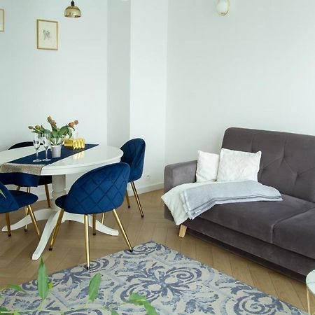 Nowy Apartment Przy Placu Szembeka Warsaw Ngoại thất bức ảnh