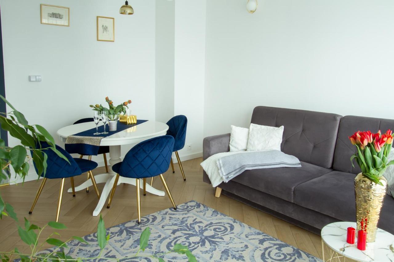 Nowy Apartment Przy Placu Szembeka Warsaw Ngoại thất bức ảnh