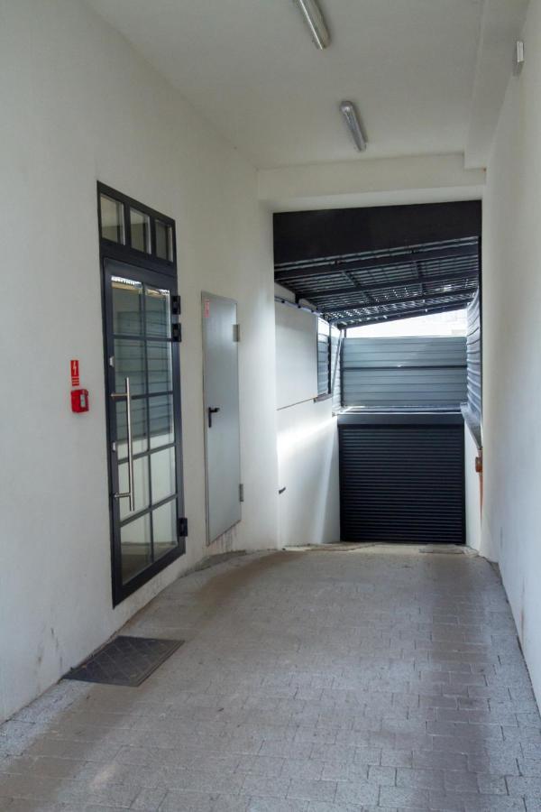 Nowy Apartment Przy Placu Szembeka Warsaw Ngoại thất bức ảnh