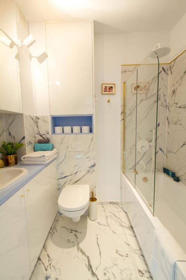 Nowy Apartment Przy Placu Szembeka Warsaw Ngoại thất bức ảnh