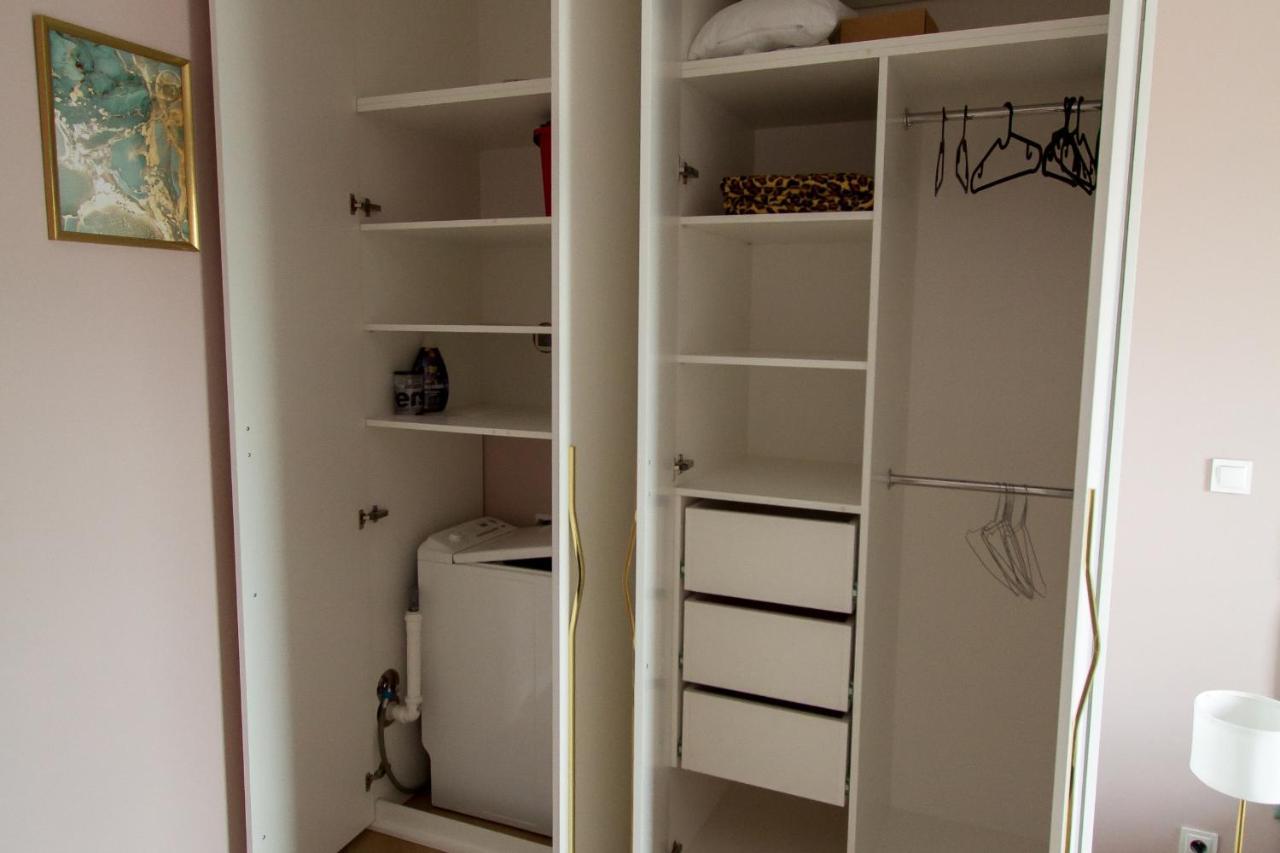 Nowy Apartment Przy Placu Szembeka Warsaw Ngoại thất bức ảnh