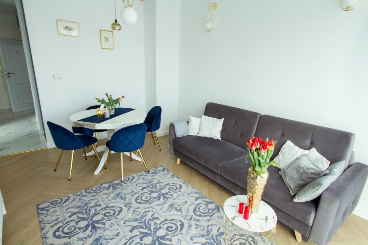Nowy Apartment Przy Placu Szembeka Warsaw Ngoại thất bức ảnh
